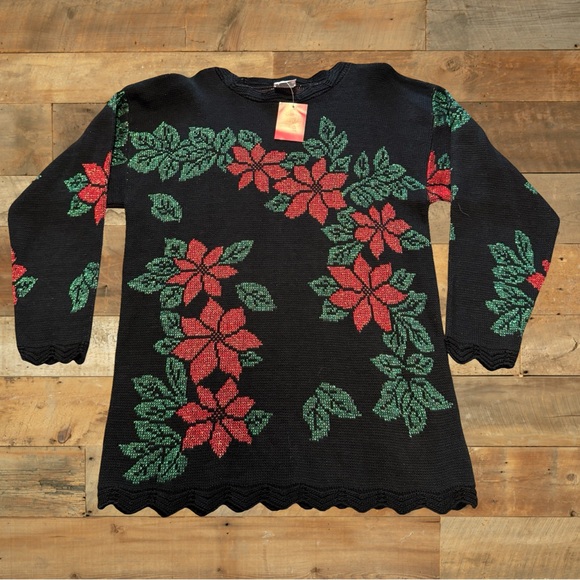 Holiday Time Sweaters - Vintage Holiday Time Poinsettia Christmas Sweater Black Metallic Small Y2K